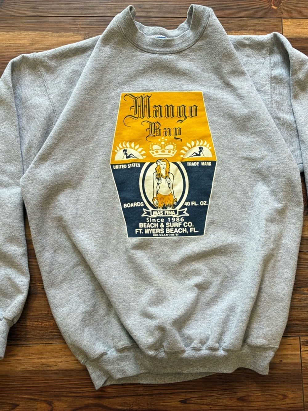 Vintage Champion Mango Bay Crewneck Medium Surf Beach Graphic 90s Y2K - Picture 4 of 9